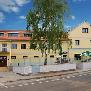 Гостевой дом A Restaurace Simanda